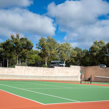Pullman Bunker Bay Resort Margaret River Dunsborough Esterno foto Tennis court at the University of Western Australia